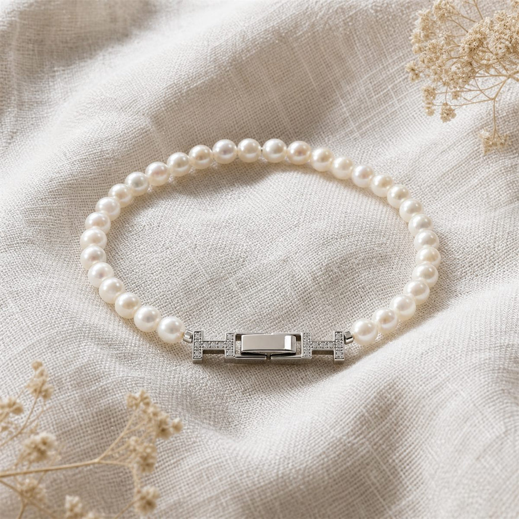 Natural Freshwater Small Pearl Bracelet with Silver-Plated Copper Clasp